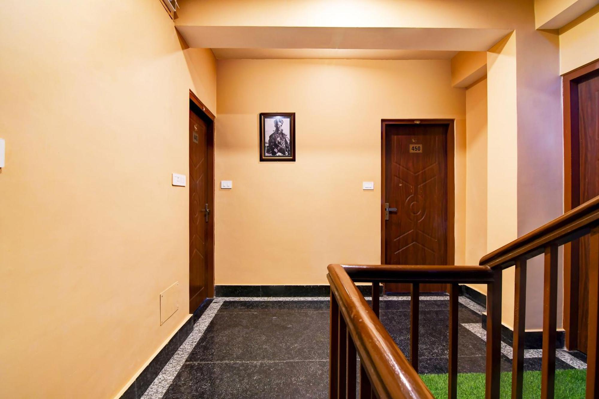 Super Townhouse Downtown Gangtok Hotel Kültér fotó